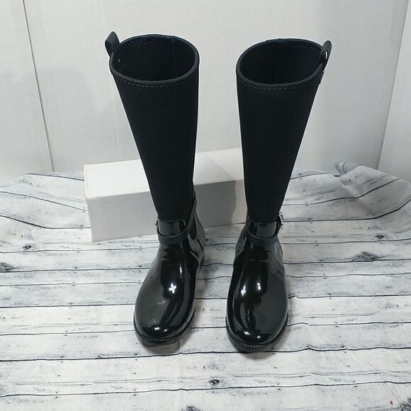 MICHAEL KORS | Rain Boots Size 6 - Picture 5 of 9